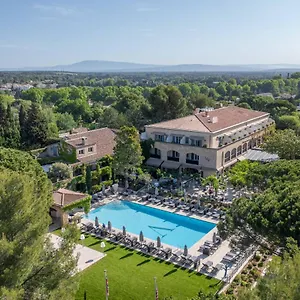 ***** Hotel Le Vallon De Valrugues & France